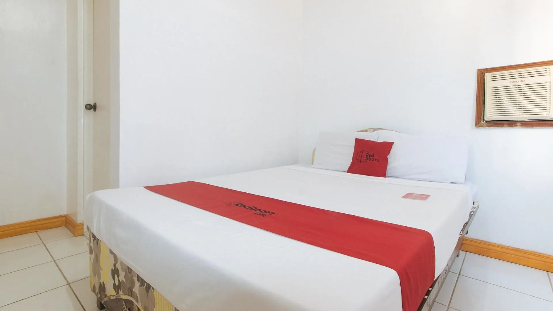 Reddoorz At Coco Grove Tourist Inn Panglao Otel