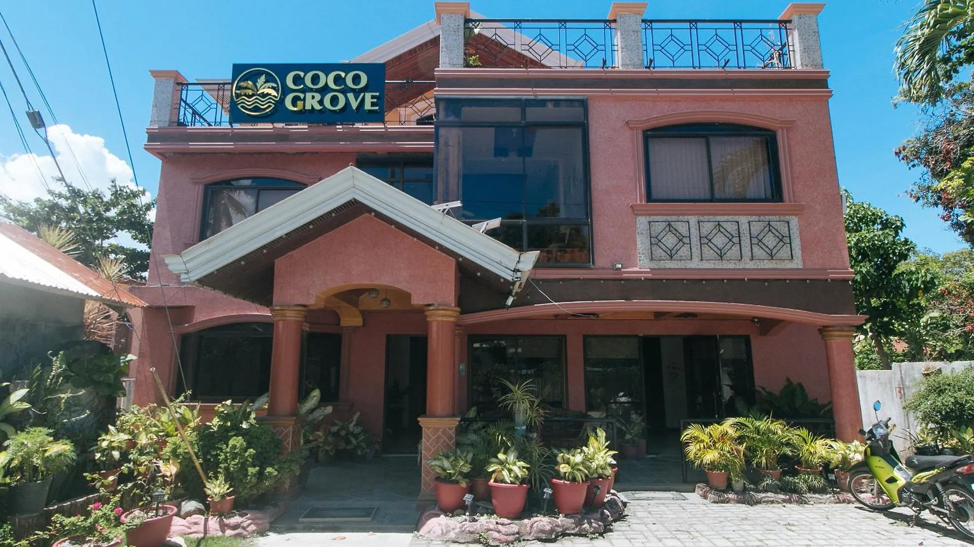 Reddoorz At Coco Grove Tourist Inn Panglao
