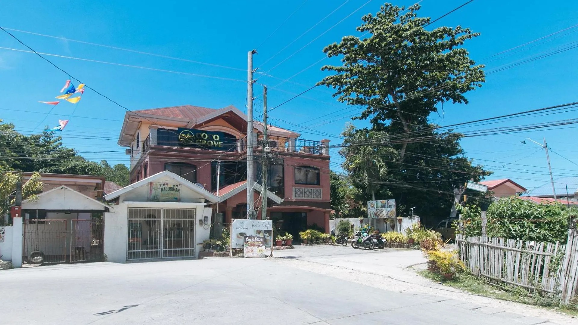 Reddoorz At Coco Grove Tourist Inn Panglao