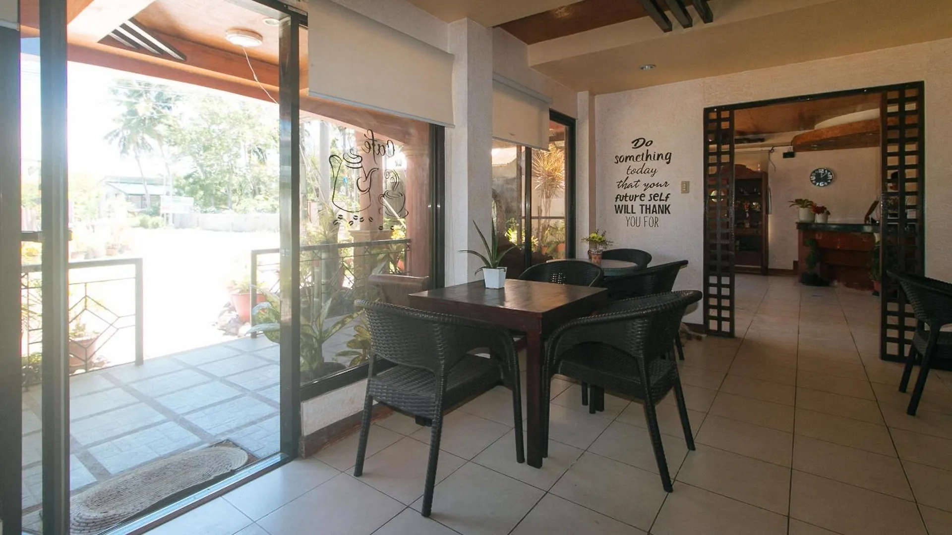 Reddoorz At Coco Grove Tourist Inn Panglao Filipinler